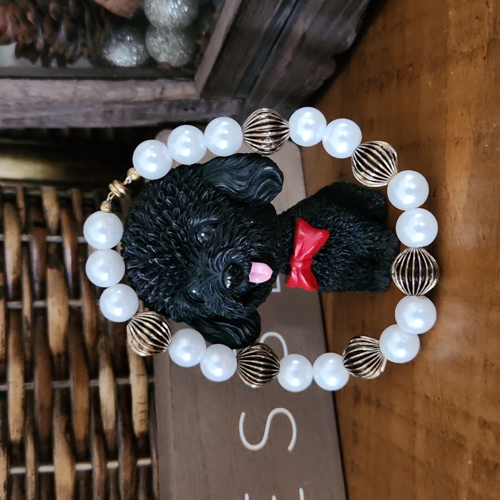 Dog Faux Pearl Necklace